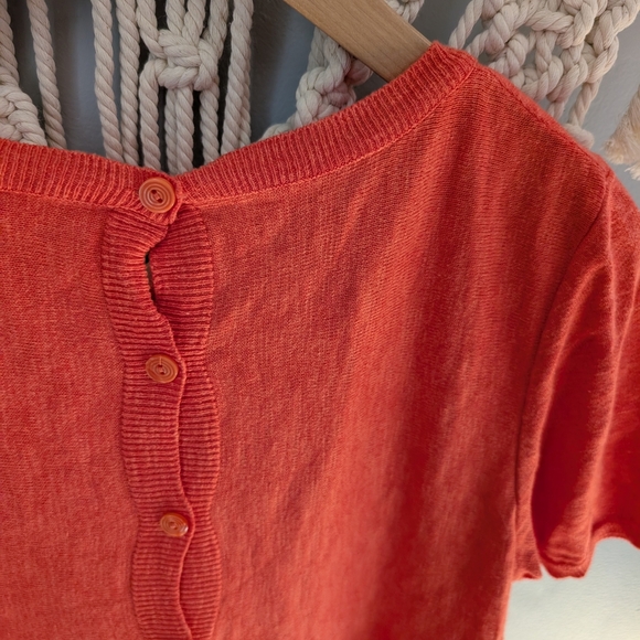 Anthropologie Moth Vibrant Orange Short Sleeve Tee Button Back Cotton Blend M - Picture 4 of 7